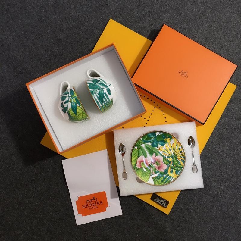Hermes Passifolia Coffee cup  saucer and spoon 